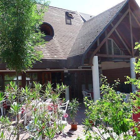 Oleander B&B Шиофок Экстерьер фото