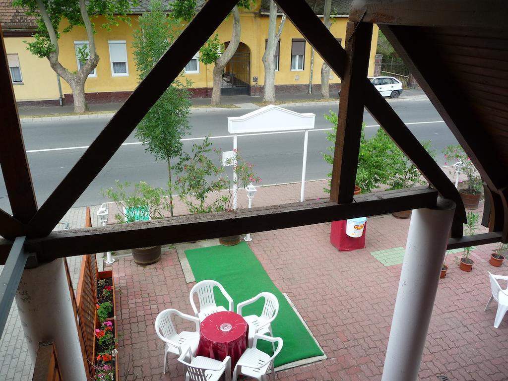 Oleander B&B Шиофок Экстерьер фото