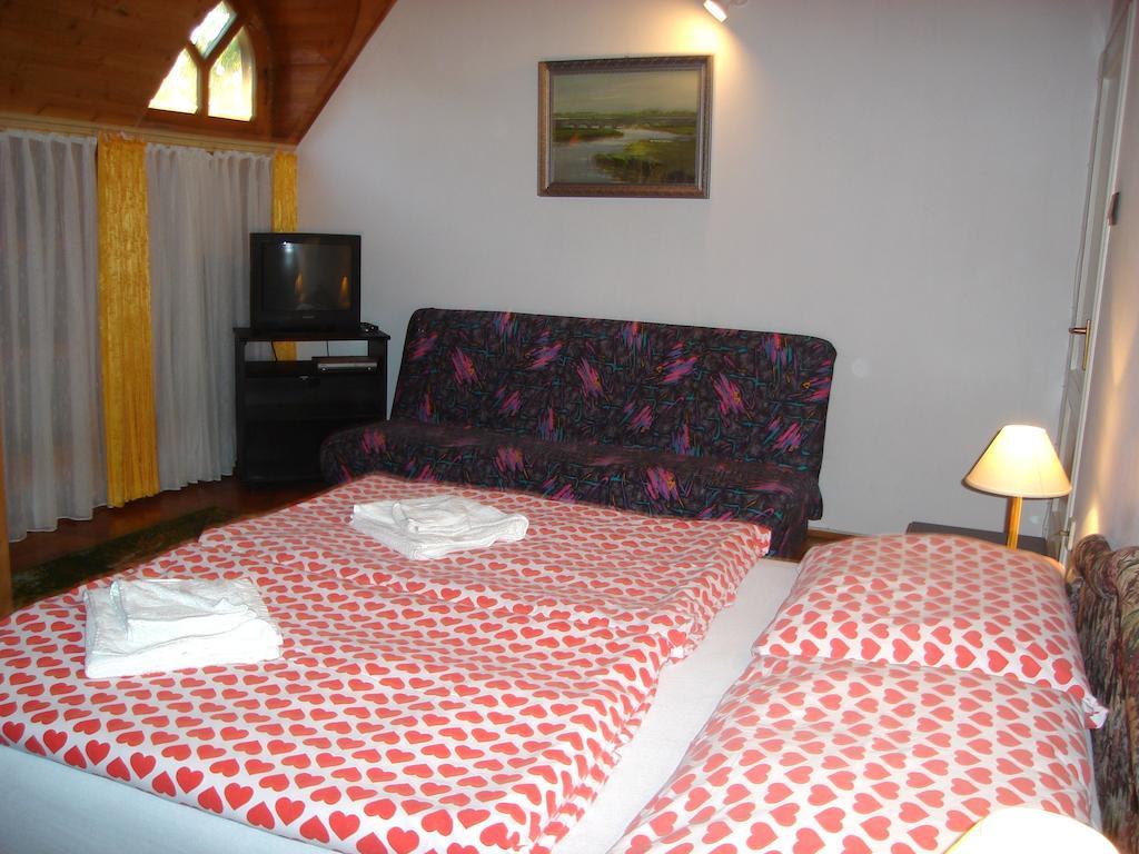 Oleander B&B Шиофок Экстерьер фото