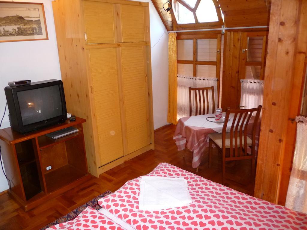 Oleander B&B Шиофок Экстерьер фото