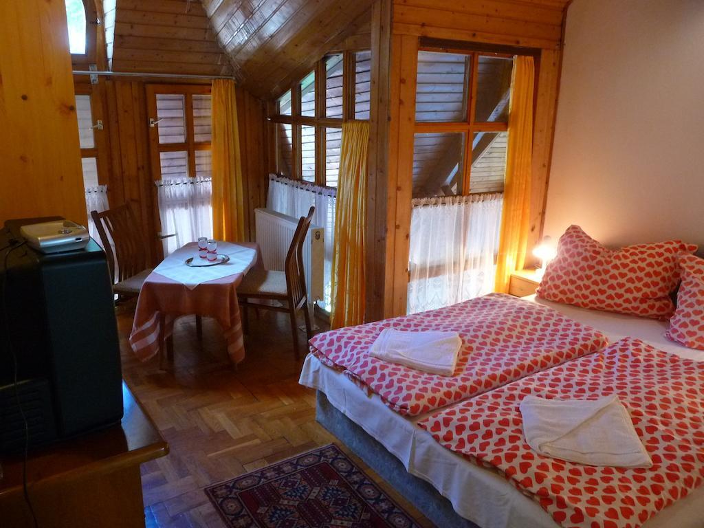 Oleander B&B Шиофок Экстерьер фото
