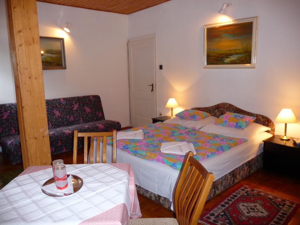 Oleander B&B Шиофок Номер фото