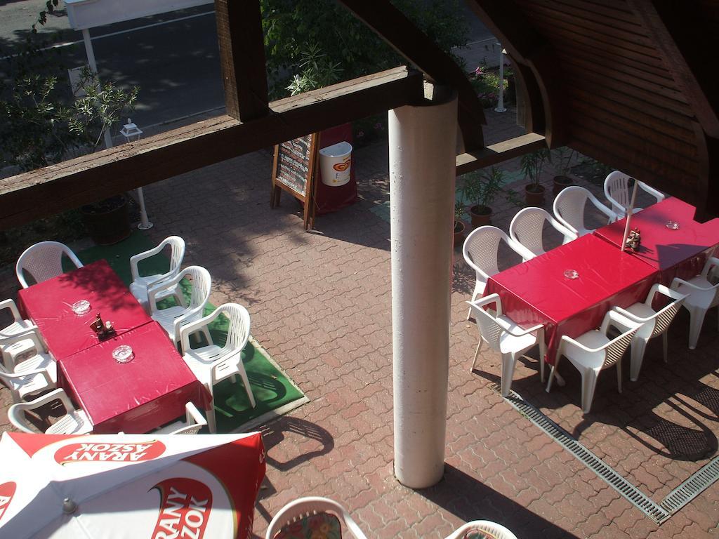 Oleander B&B Шиофок Экстерьер фото