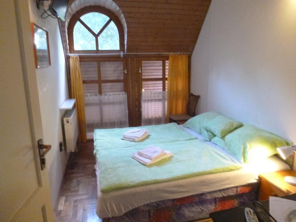 Oleander B&B Шиофок Экстерьер фото
