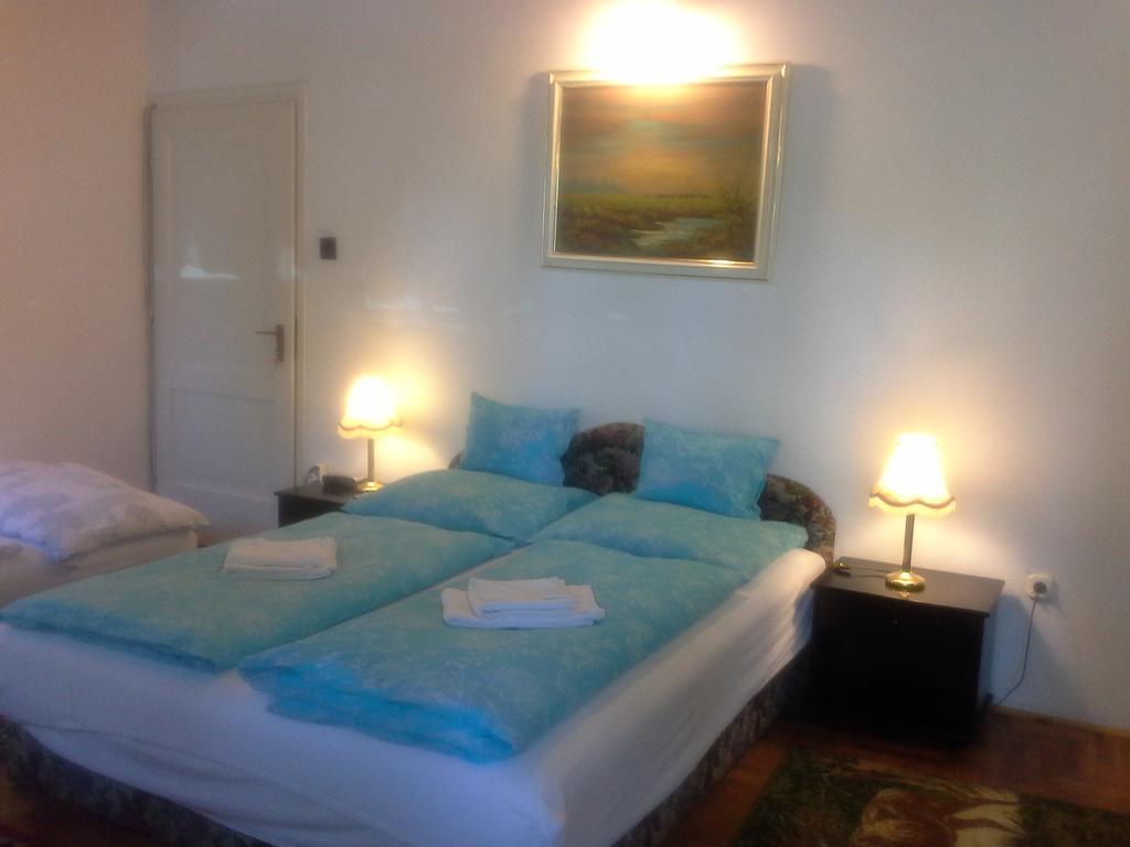 Oleander B&B Шиофок Экстерьер фото